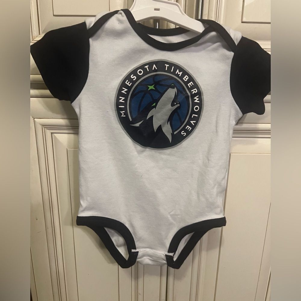NBA Minnesota Timberwolves Baby Outfit  18 Months